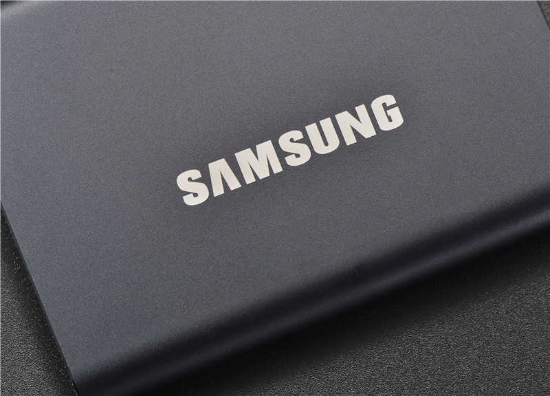 15W UV laser source peeling paint on plastic surface